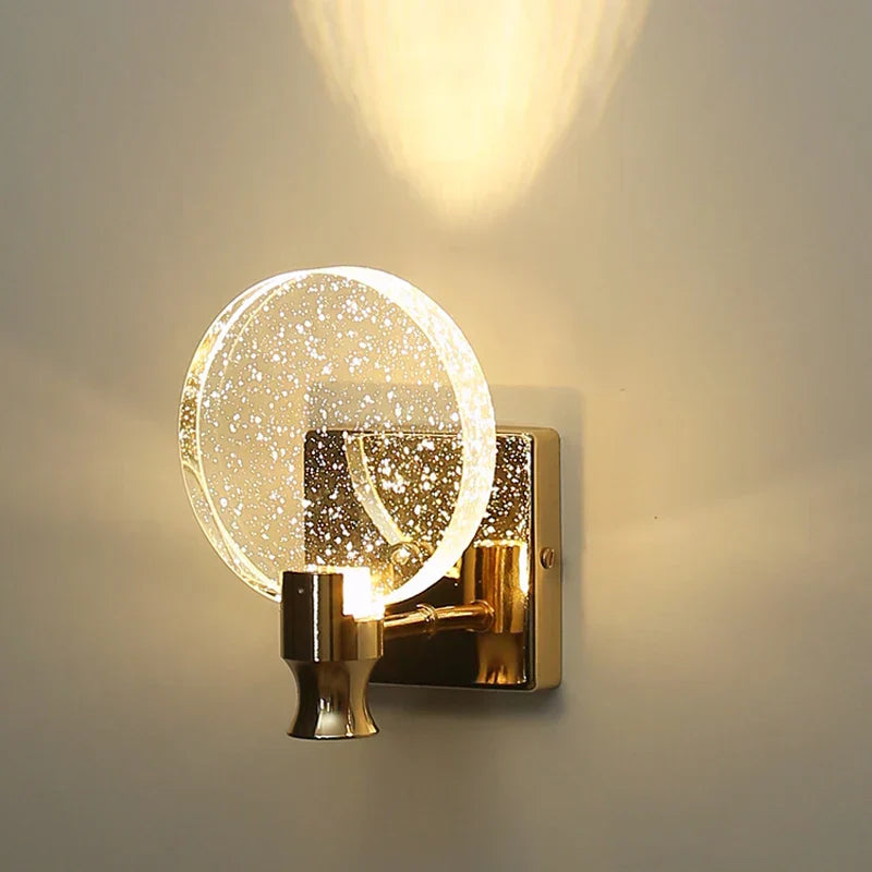 أباليك حائط كريستالية ذهبية LED من ديكور بايتس™ لإضاءة غرف النوم والحمامات وغرف المعيشة العصرية