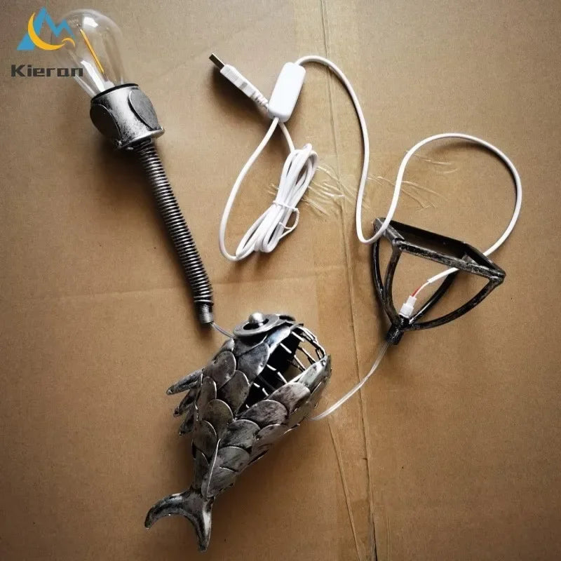 مصباح طاولة DecorBites™ Lantern Fish LED لغرفة النوم والدراسة وديكور غرفة المعيشة