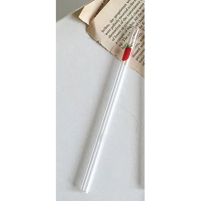 كوب عصير الفراولة اللطيف من DecorBites™ مع ماصات - قدح عصير شفاف وجذاب