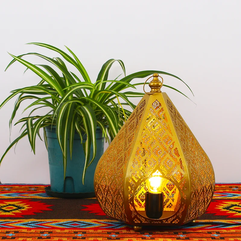 DecorBites™ حامل شموع القرع: حلية ديكور طاولات فاخرة خفيفة على الطراز الأوروبي القديم