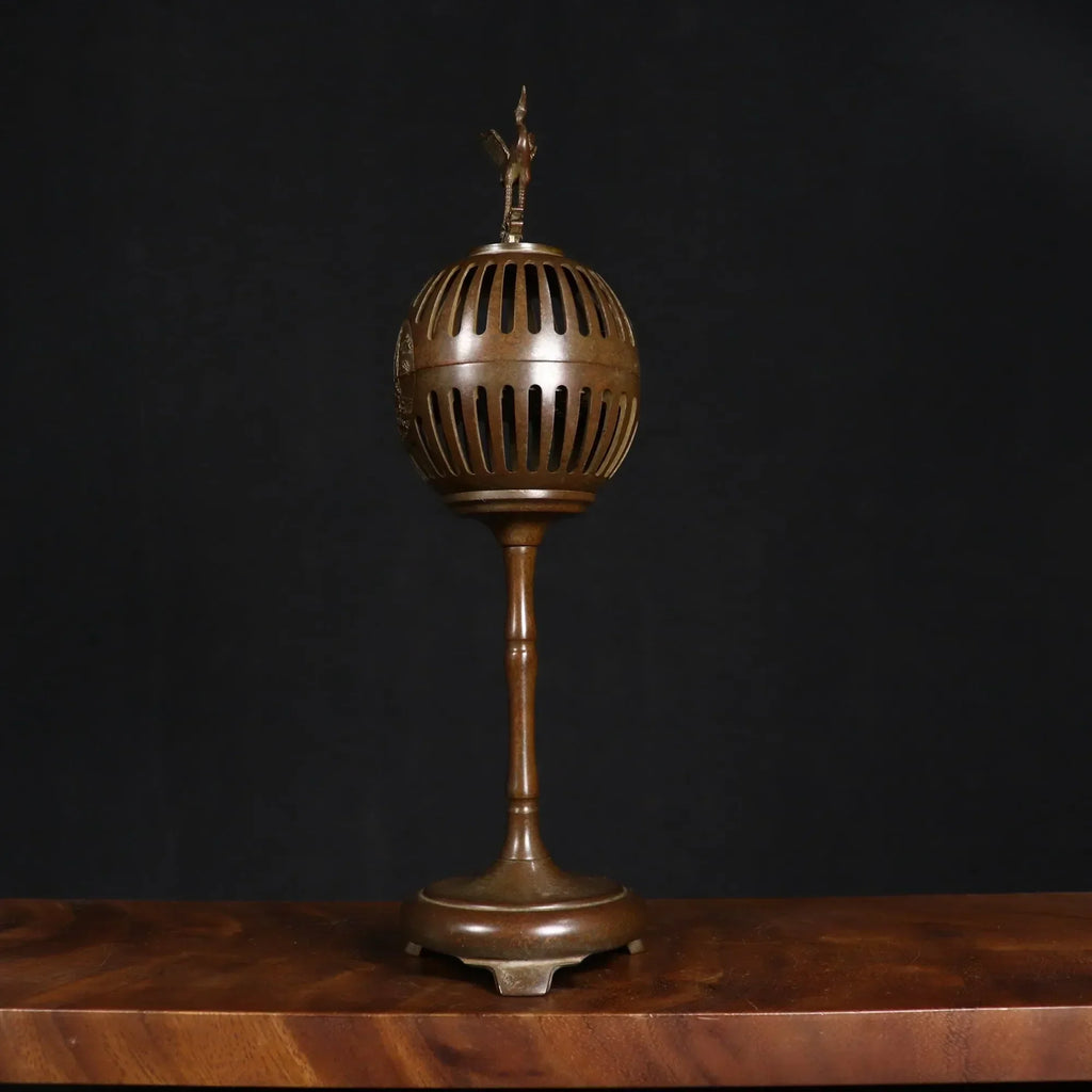 DecorBites™ Crane Incense Burner - Su Gong Craftsmanship, Elegant Home Décor Piece