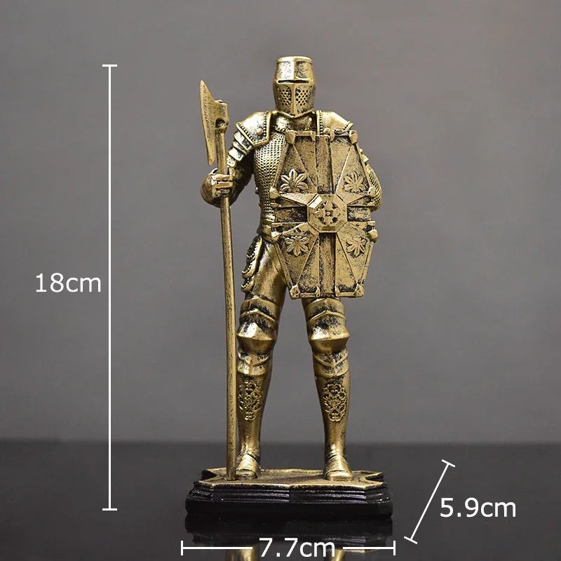 Décoration de statue de chevalier lourdement blindé en résine DecorBites™ pour bureau et esthétique de pièce