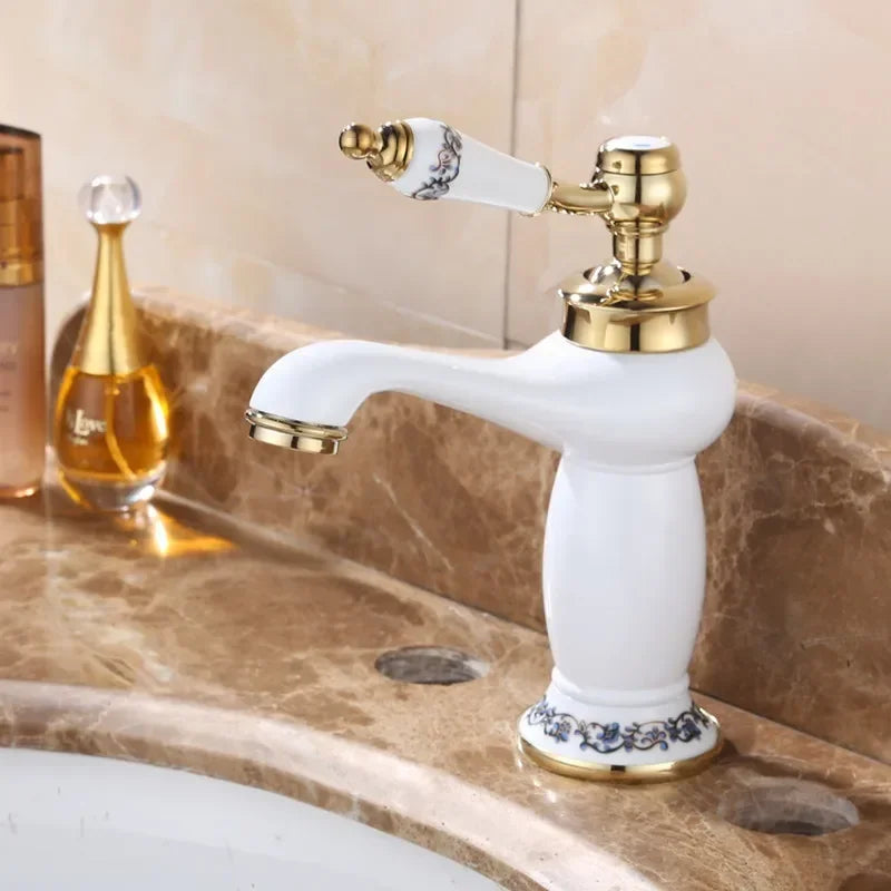 DecorBites™ خلاط حوض سيراميك أبيض عالي الجودة بلمسة نهائية ذهبية