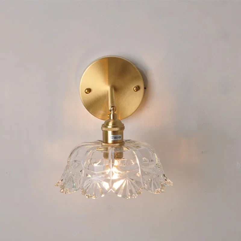 وحدة إضاءة حائط LED DecorBites™ زجاجية شفافة بمفتاح سلسلة سحب