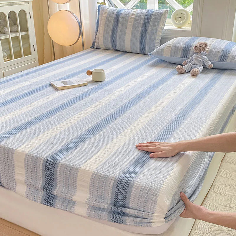 DecorBites™ Cotton Jacquard Fitted Sheet Set with 2 Pillowcases, Dustproof & Anti-Slip