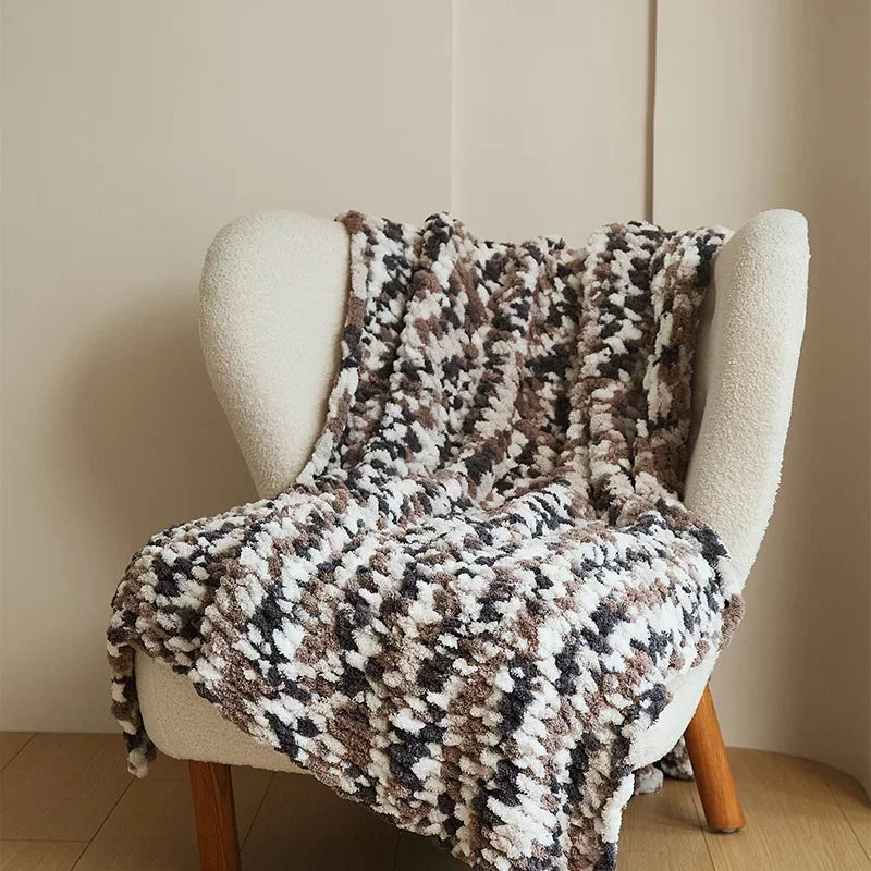 DecorBites™ Knitted Jacquard Blanket Throw 130x160cm 1400g