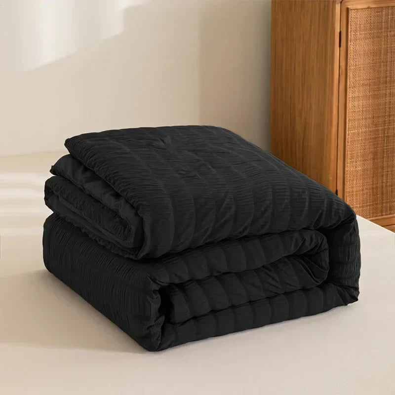 DecorBites™ King Size Seersucker Quilt: Soft, Breathable, All-Season Comforter