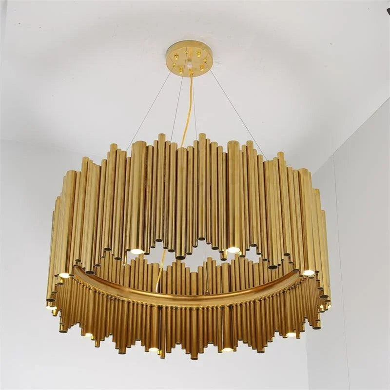ثريا متدلية بإضاءة LED ذهبية طراز Brubeck من DecorBites™ - مصباح تعليق أنيق بأنبوب من سبائك الألومنيوم