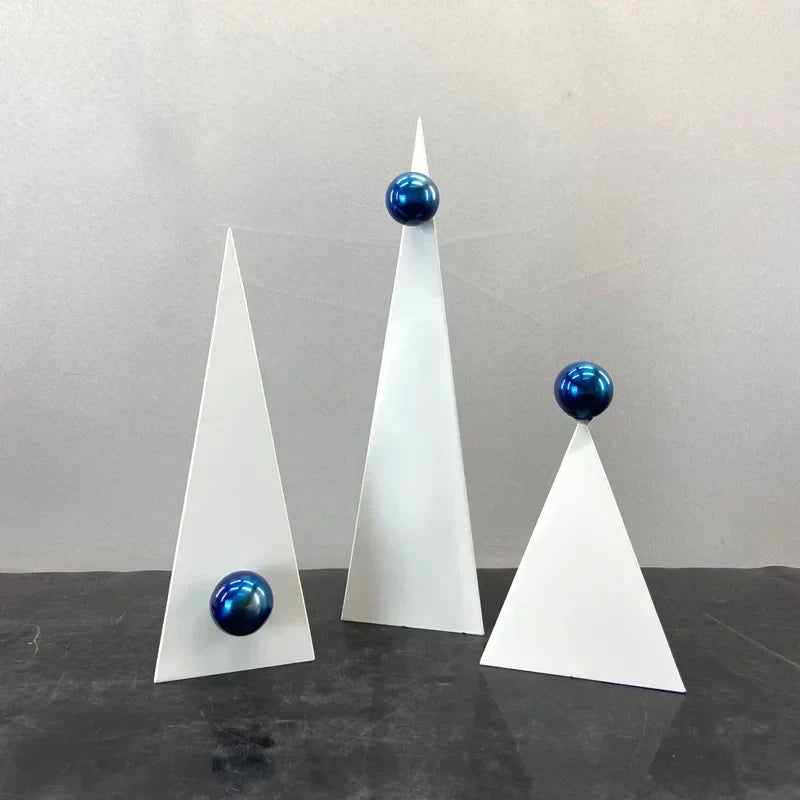DécorBites™ Ornement Triangle Géométrique Boule Bleue : Figurine Décorative Abstraite