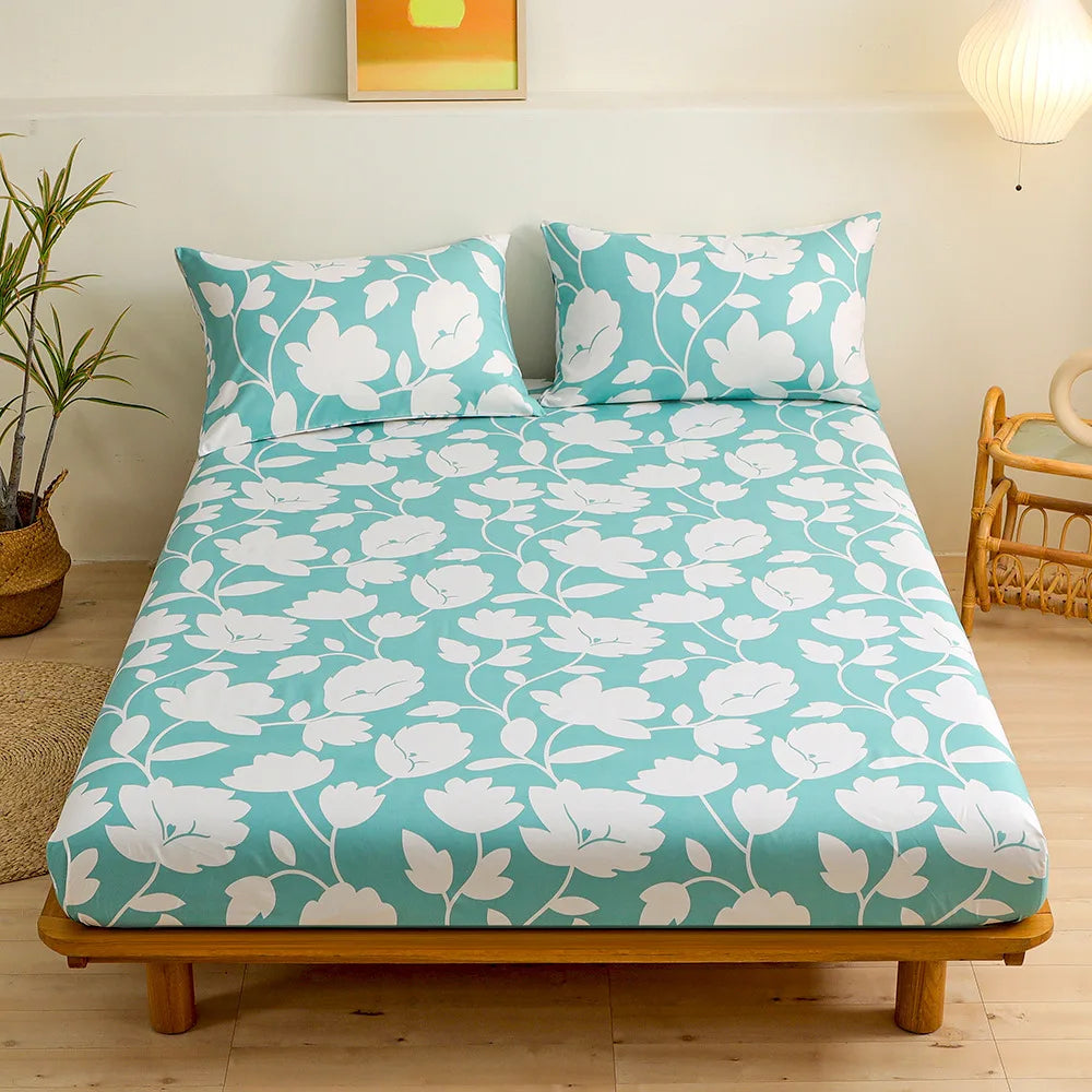 طقم ملاءات جولدن فيذر من DecorBites™: ملاءة مُجهزة ومخدتان، مفرش سرير لجميع الفصول