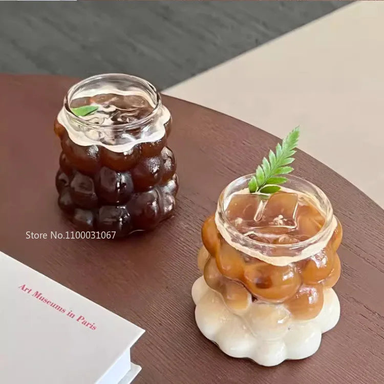 طقم أكواب DecorBites™ الزجاجية المقاومة للحرارة بتصميم عنقود العنب: أكواب شرب شفافة للقهوة والشاي والعصير والبيرة