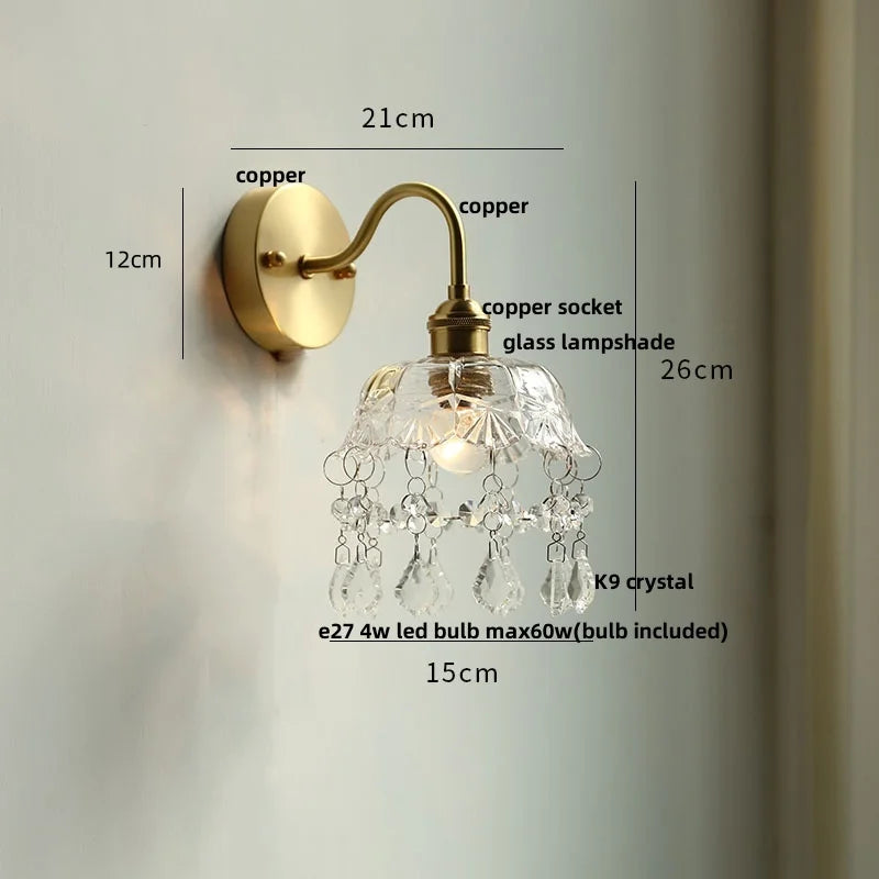 مصباح حائط LED كروي أخضر من DecorBites™، بقاعدة نحاسية، ومفتاح بسلسلة سحب