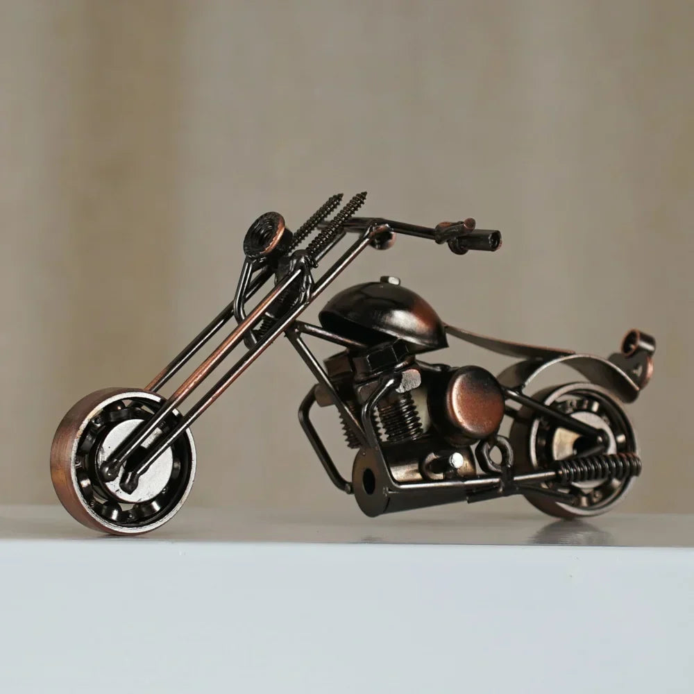 DecorBites™ 14cm Retro Motorcycle Model Metal Figurine Home Decor & Toy