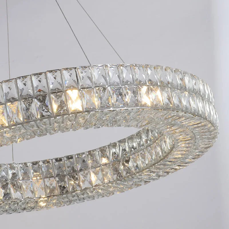 ثريا ذهبية بتصميم حلقة كريستال K9 مع إضاءة LED من DecorBites™ لديكور المنزل