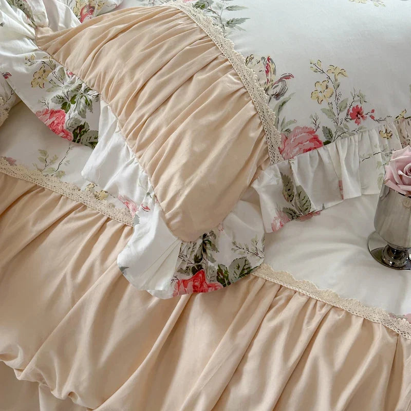 مجموعة مفروشات سرير قطنية مزينة بالورود والكشكشة بطراز الأميرة الكورية من DecorBites™