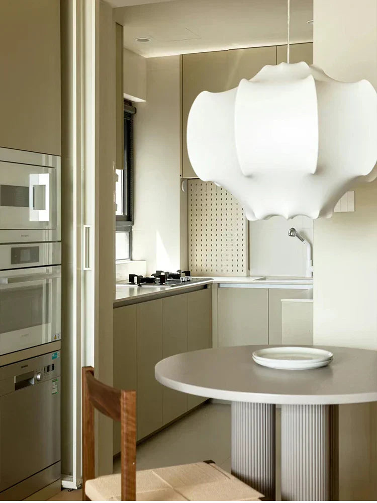 DecorBites™ Suspensions Italiennes en Soie : Luxe de Créateur pour la Décoration Intérieure du Salon, de la Chambre, de la Salle à Manger.