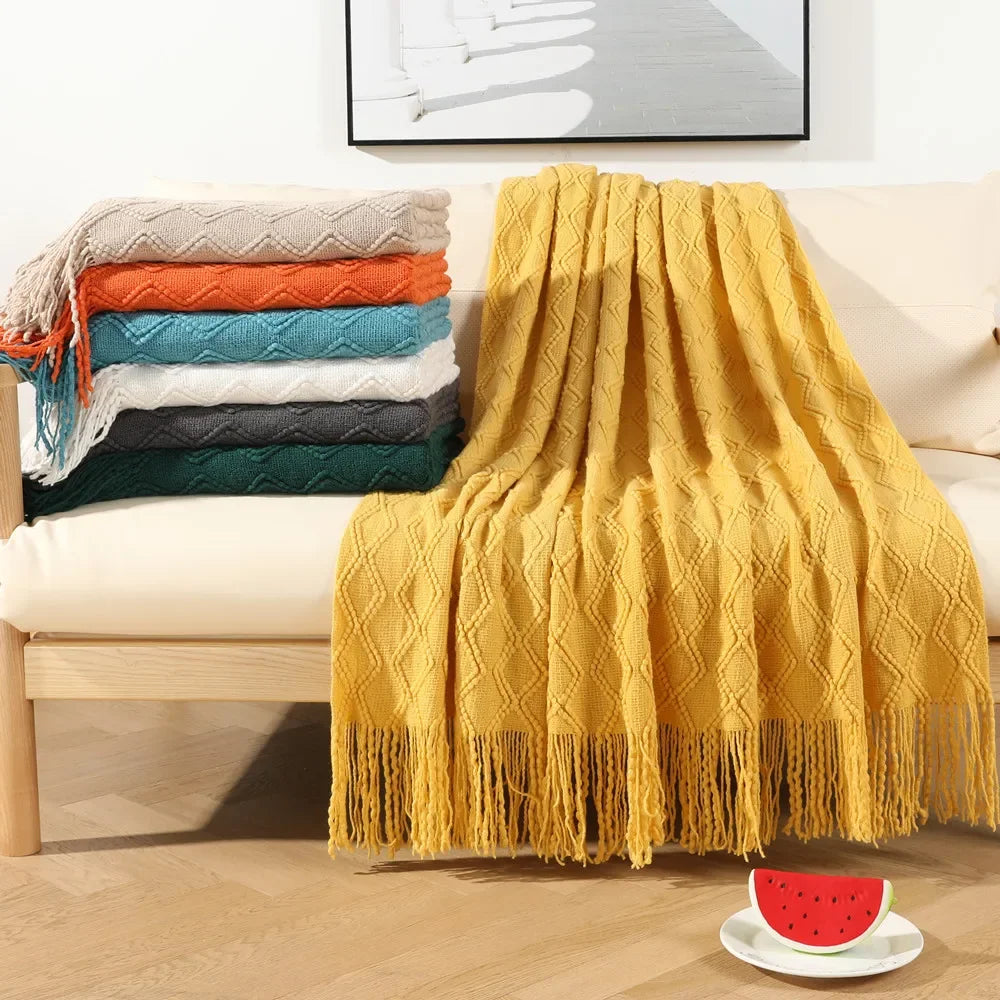 بطانية صوف من DecorBites™ - لمسة منزلية دافئة ورفيق سفر أساسي