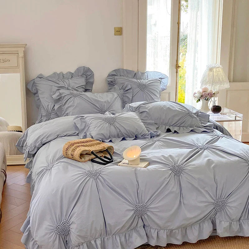 طقم مفروشات سرير من القطن الخالص بتصميم أميرة كورية من DecorBites™ مع كشكشة وكسرات قلب