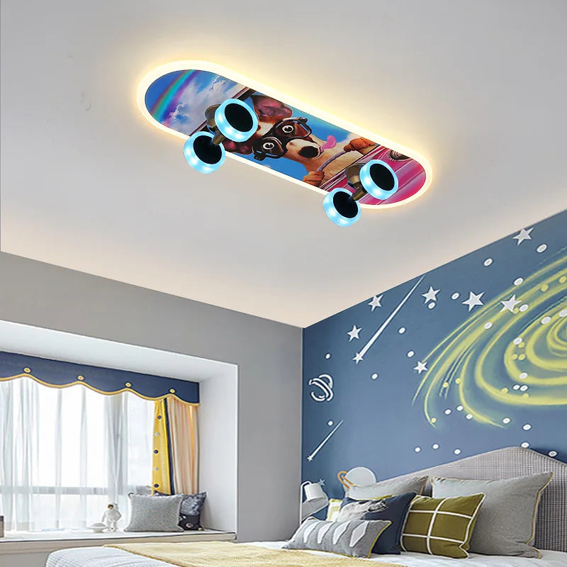 مصباح سقف LED من DecorBites™ بتصميم لوح تزلج للأطفال لغرف الأطفال العصرية