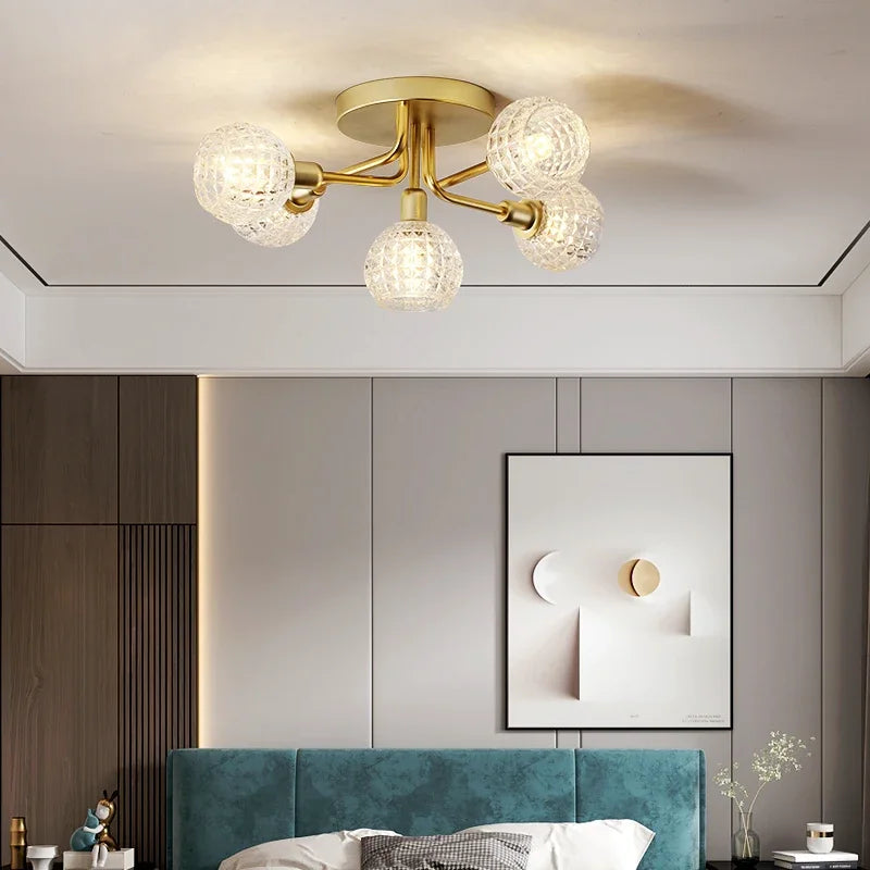 مصباح سقف زجاجي ذهبي DecorBites™. تصميم دائري مموج وعصري لغرفة النوم، غرفة المعيشة، وغرفة تبديل الملابس.