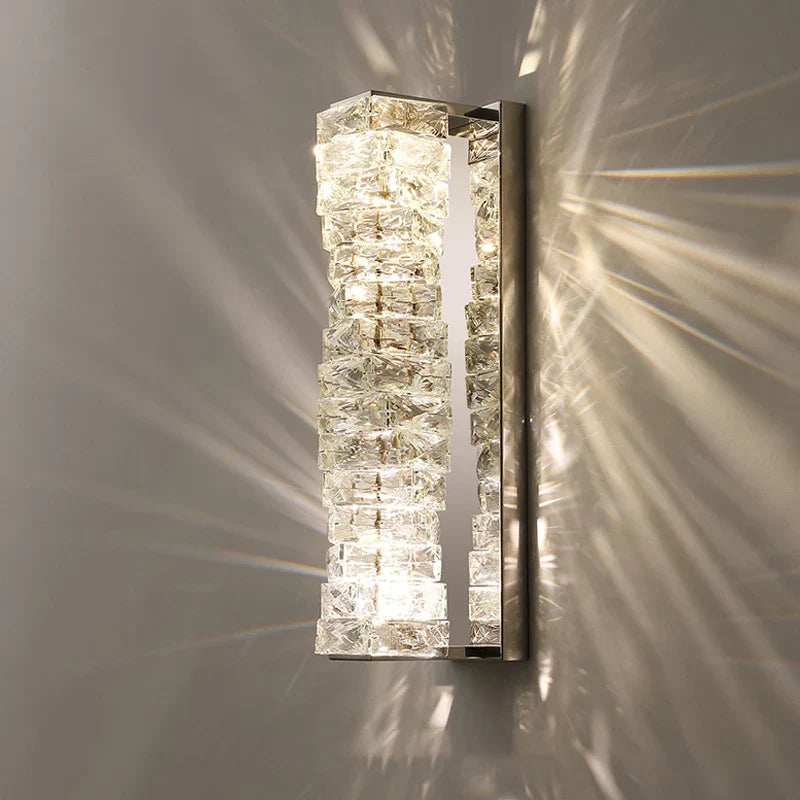 DecorBites™ Applique Murale en Cristal : Design Nordique LED Luxe, Or/Chrome Artistique pour Salon, Chambre à Coucher