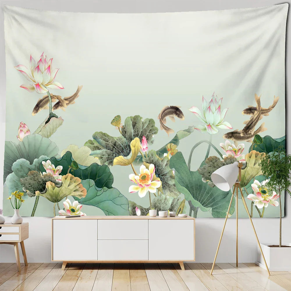 DecorBites™ نسيج معلق على الحائط بزخرفة أسماك الكوي وزهور اللوتس - ديكور منزلي بلمسة بوهيمية