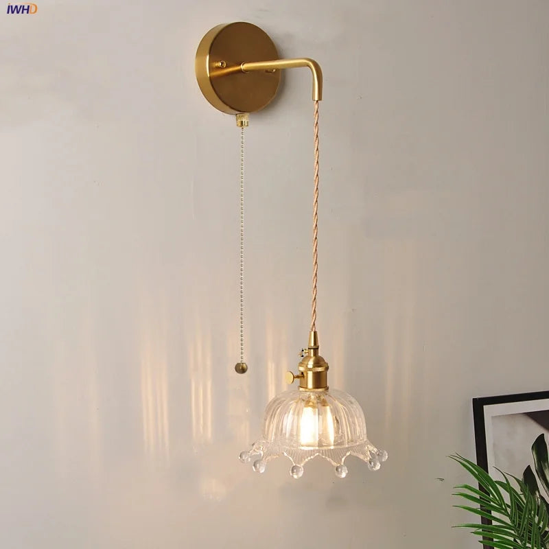 مصباح حائط DecorBites™ زجاجي شفاف LED مع مفتاح سحب لسلسلة الديكورات العصرية