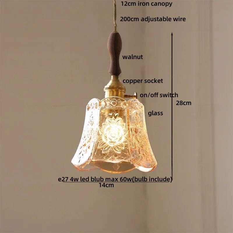 مصباح معلق LED زجاجي أخضر DecorBites™ | خشب جوز نورديك حديث | مفتاح بمقبض نحاسي | إضاءة متدلية