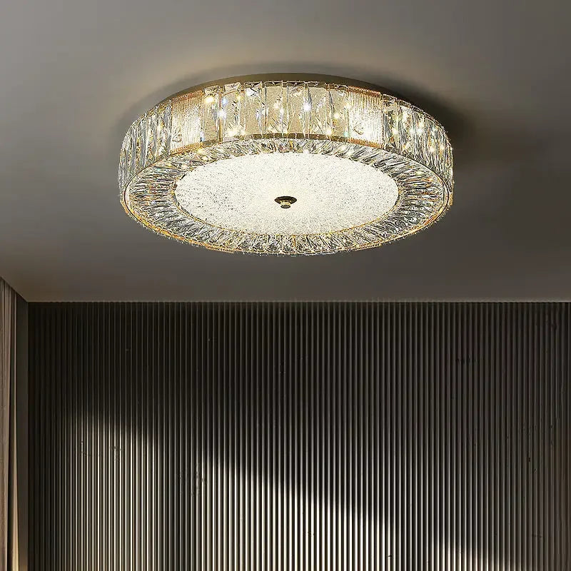 ثريا سقف كريستال ذهبية من DecorBites™: مصباح LED فاخر وعصري لغرفة المعيشة
