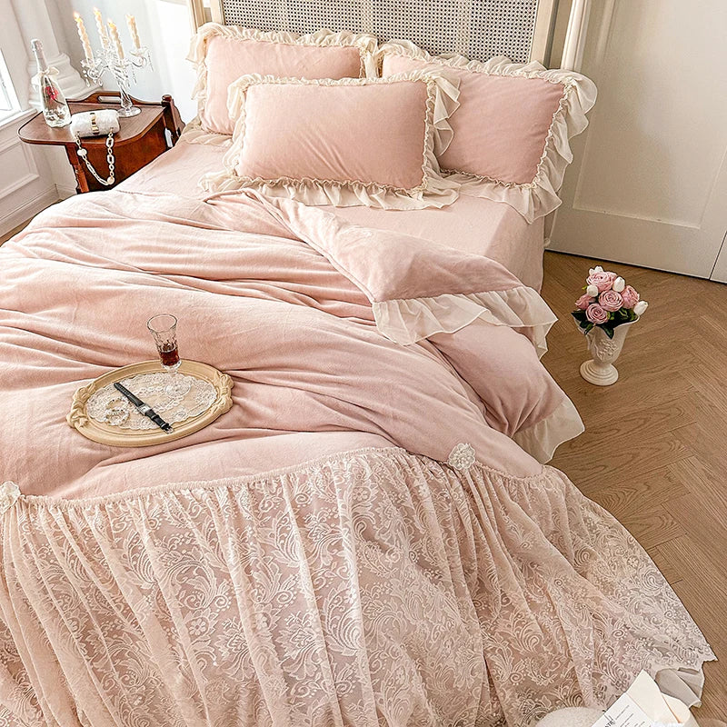 DecorBites™ French Lace Ruffles Princess Wedding Bedding Set, Velvet Fleece Duvet Cover Set
