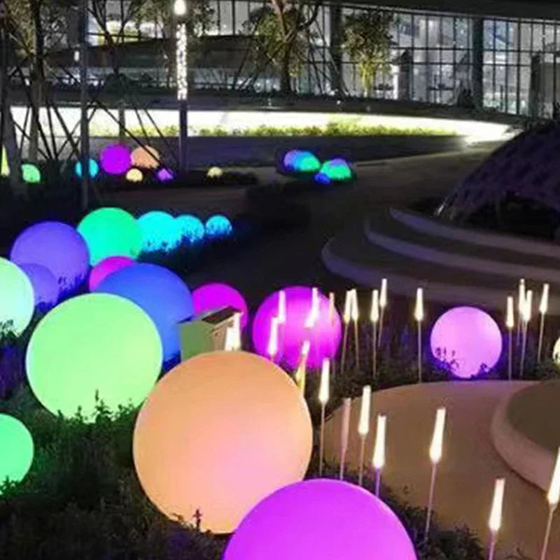 مصباح كروي LED من DecorBites™ للساحات والحدائق الخارجية - مصباح إضاءة للمناظر الطبيعية قابل لإعادة الشحن