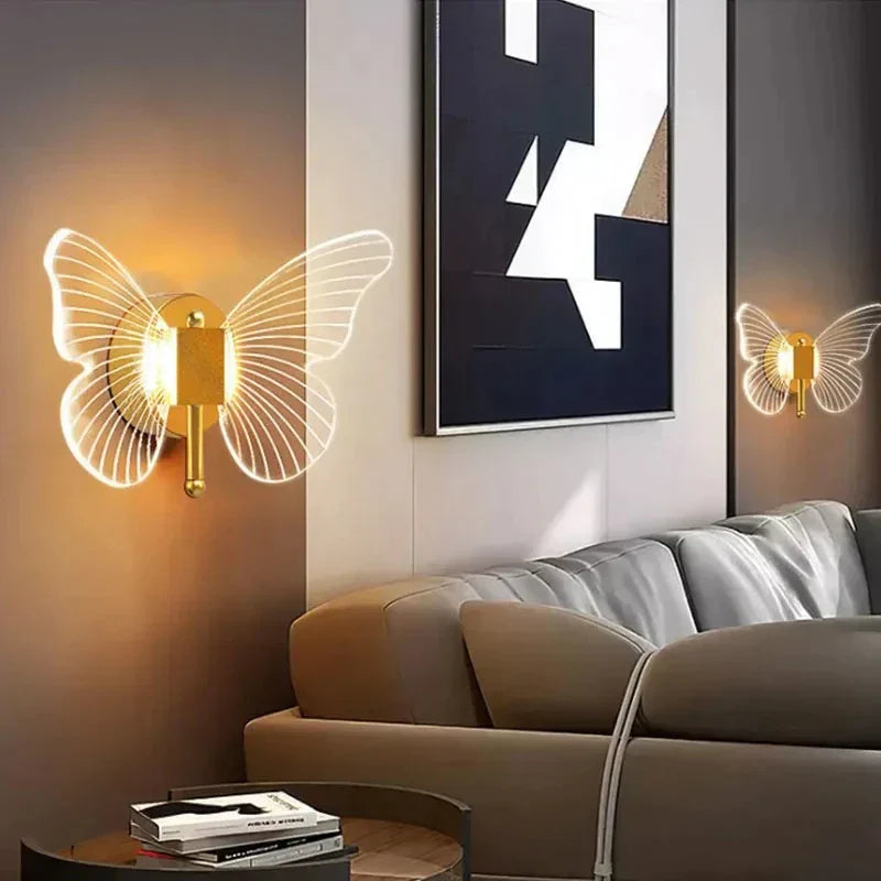ثريات فراشة ذهبية بإضاءة LED من DecorBites™ للمنزل، السلالم، غرفة المعيشة، وغرف النوم