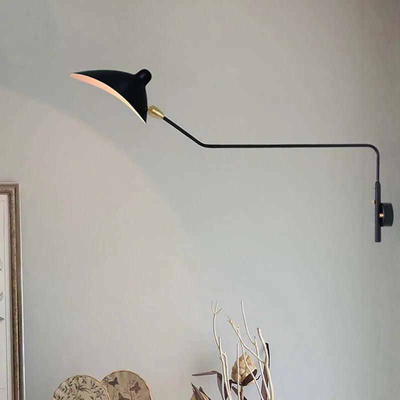 مصباح أرضي ثلاثي القوائم Serge Mouille باللون الأسود من DecorBites™‎ - مصباح قائم بتصميم صناعي