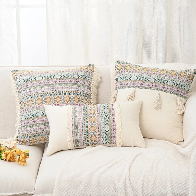DecorBites™ Handmade Tassel Cushion Cover Retro Jacquard Patchwork Fringed Pillow Cover