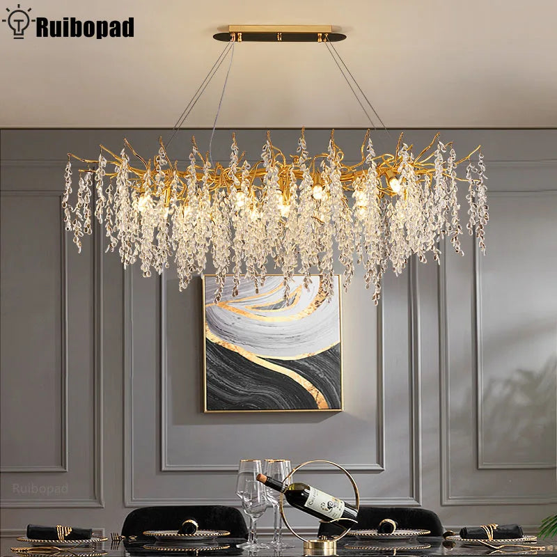 ثريا كريستالية ذهبية عنقود العنب من DecorBites™ لغرفة الطعام والمعيشة وغرفة النوم