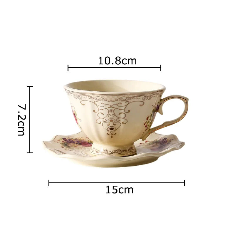 طقم فنجان وصحن سيراميك مزين بالدانتيل على شكل زهرة من DecorBites™ - فنجان شاي مطلي بالذهب لطاولة الطعام
