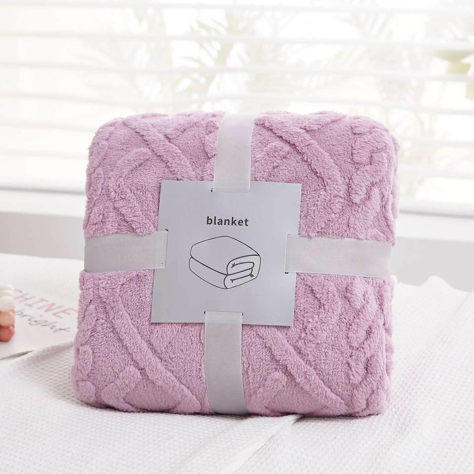 DecorBites™ Cozy Jacquard Plush Blanket: Soft Winter Sofa Throw, Office Travel Nap Shawl