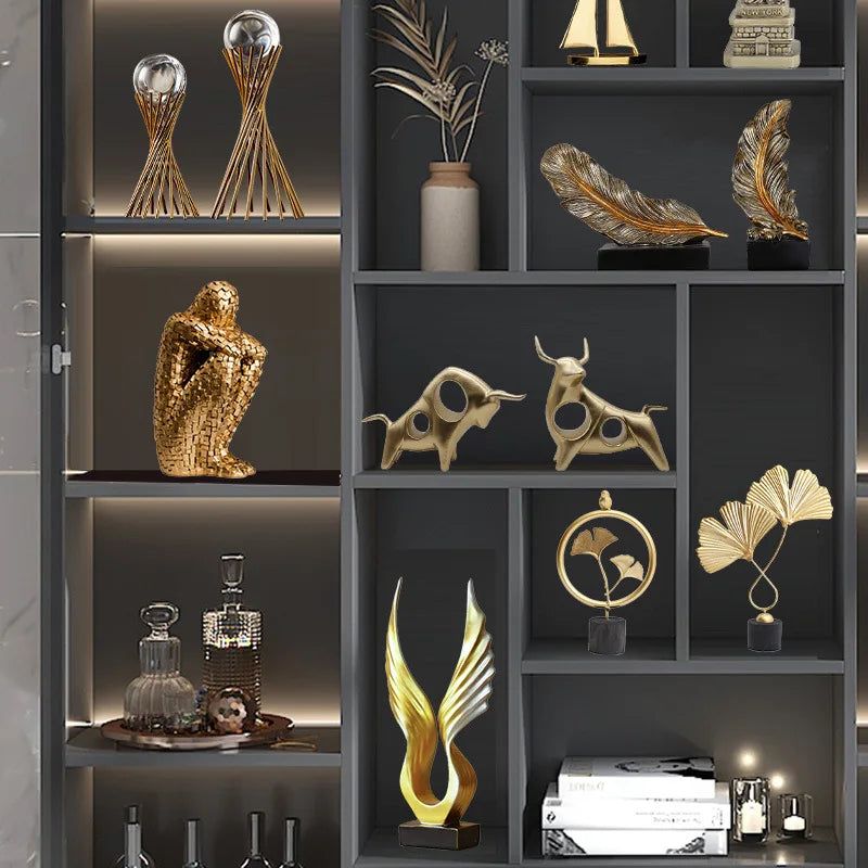 تمثال ذهبي مجرد من الراتنج يدوي الصنع لتزيين غرفة المعيشة ومكتب العمل - DecorBites™