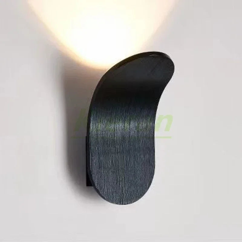 مصباح حائط لوح تزلج ليد على شكل ضمادة من DecorBites™ لديكور عصري على الطراز الاسكندنافي