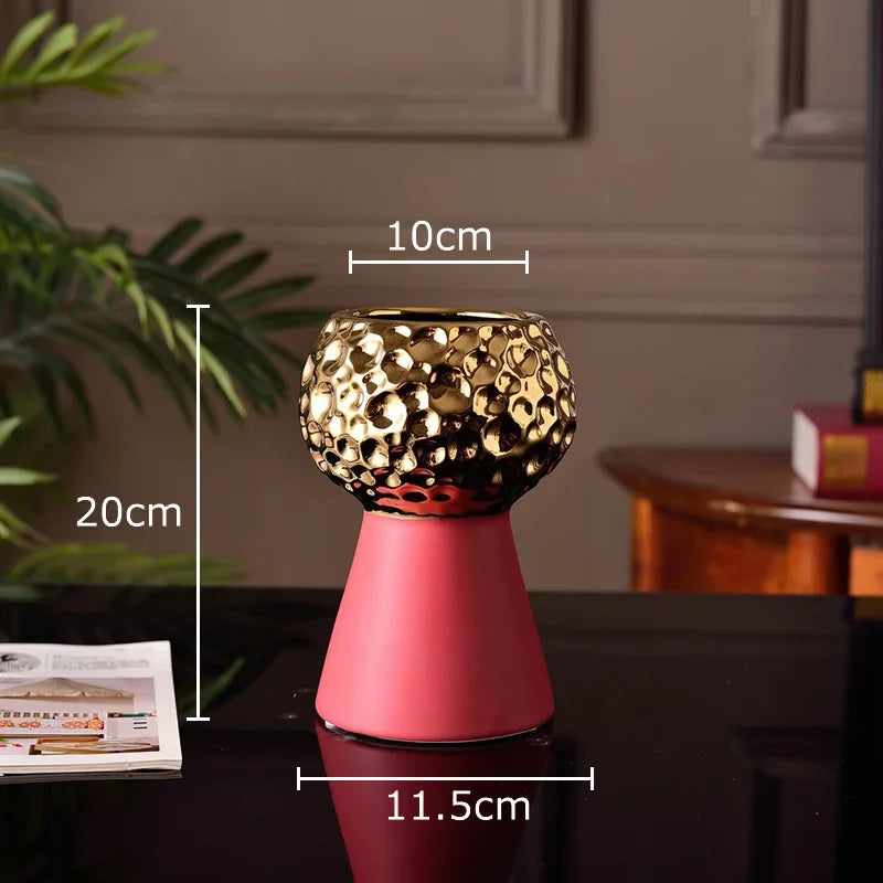 مزهرية سيراميك DecorBites™ الذهبية بنمط المطرقة: أصيص زرع إبداعي لتزيين الطاولات وتنسيق الزهور