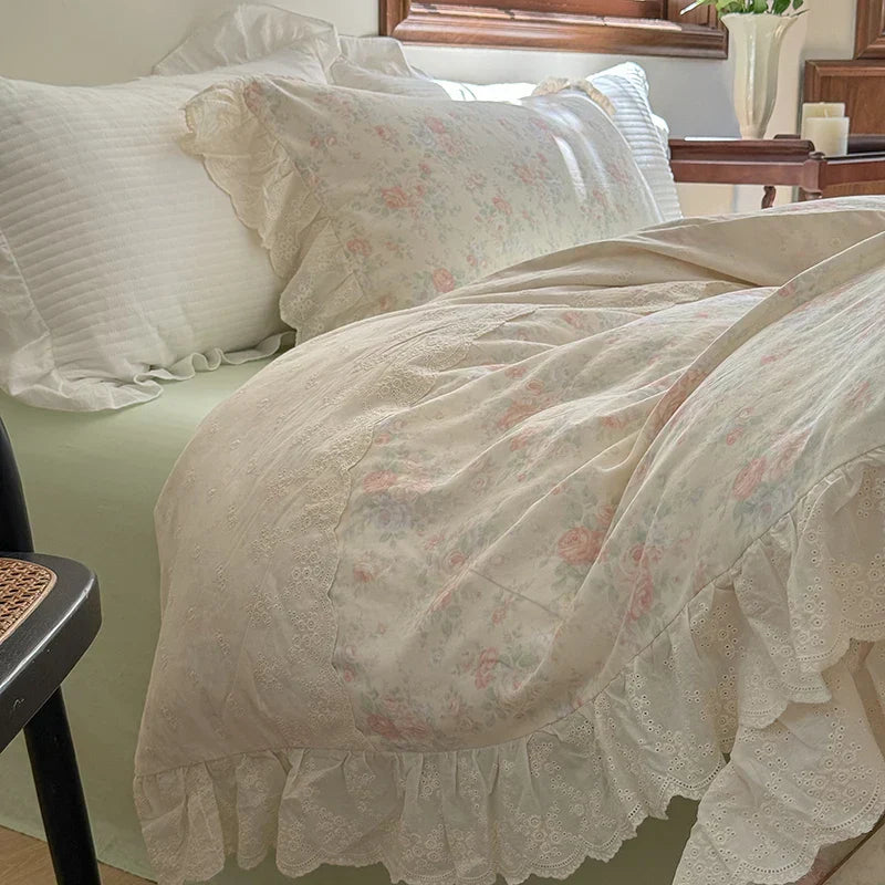 DecorBites™ Elegant Floral Lace Ruffles Bedding Set with Double Yarn - Soft Cotton Blend