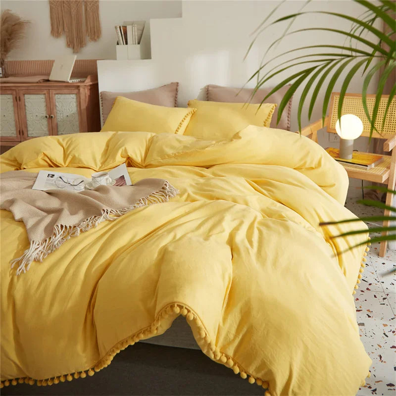 DecorBites™ Furball Tasseles Bedding Set | King/Queen Duvet Cover & Washed Quilt Cover Set