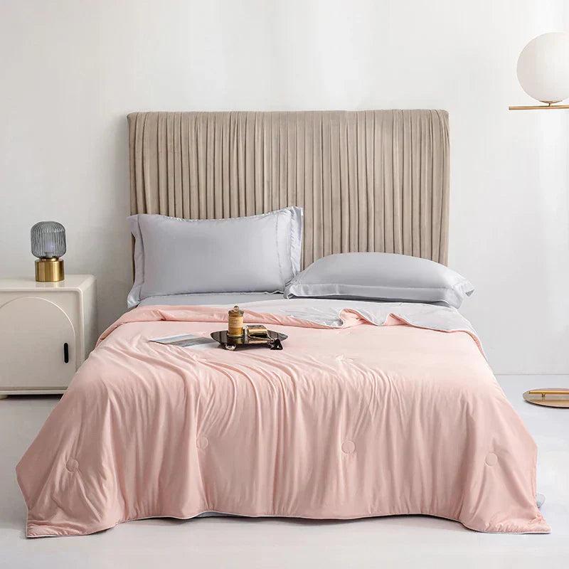 DecorBites™ Double-Sided Cooling Queen Quilt: Silky Smooth Summer Comforter