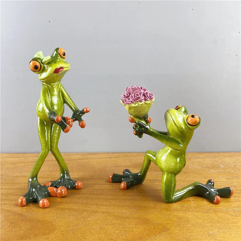 DecorBites™ Statue de couple de grenouilles sur pattes : Statue décorative moderne pour mariage et intérieur