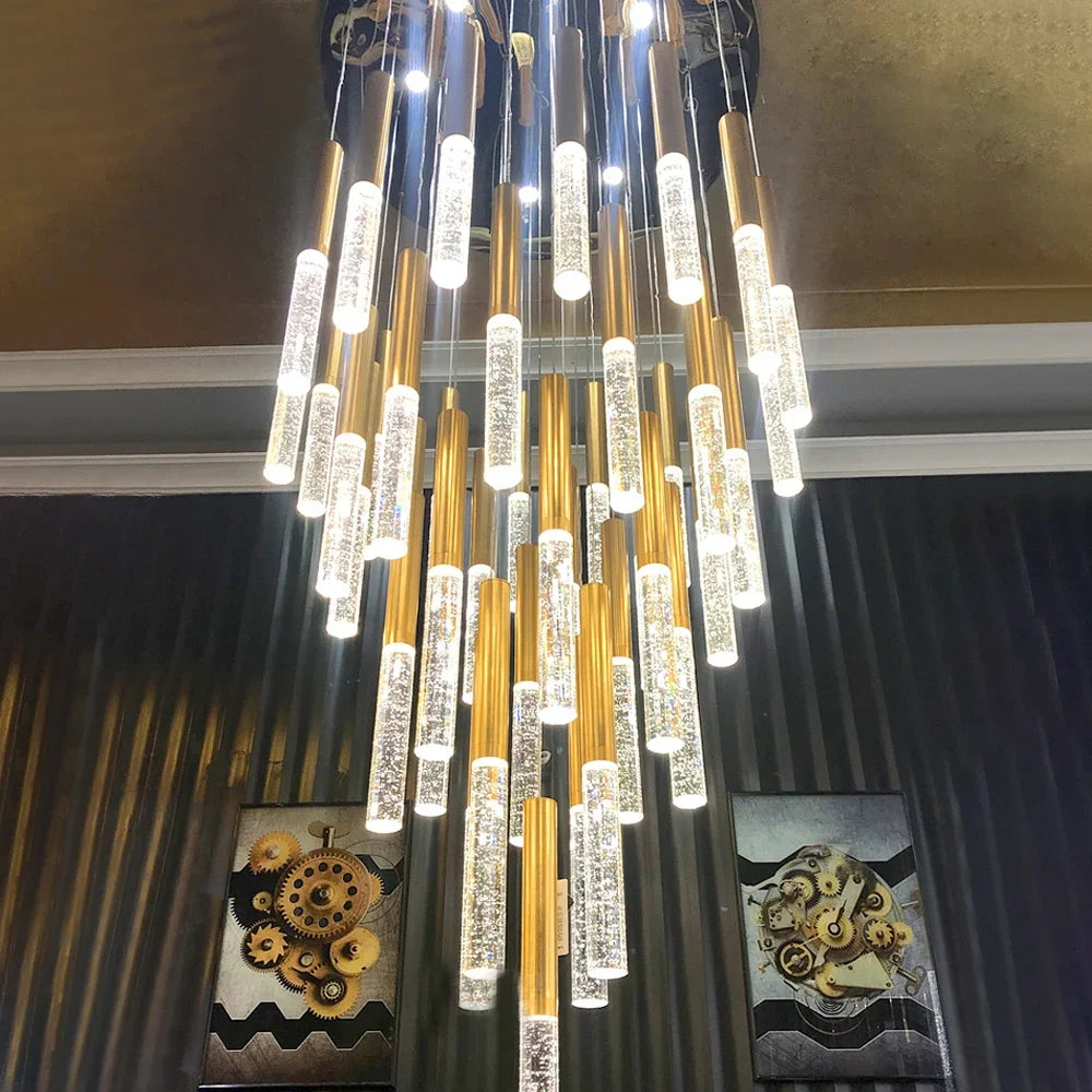 ثريا DecorBites™ الكريستالية بإضاءة LED: إضاءة أنيقة للسلالم وغرفة المعيشة