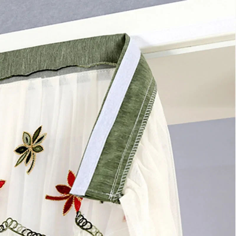 ستائر باب ناموسية دانتيل مطرزة مضادة للبعوض من DecorBites™ - تصميم مطوي لمرور الضوء والهواء