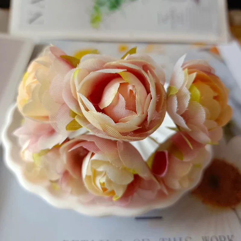 DecorBites™ Gold Hybrid Flower Cherry Stamen Berries Bundle لتزيينك بنفسك