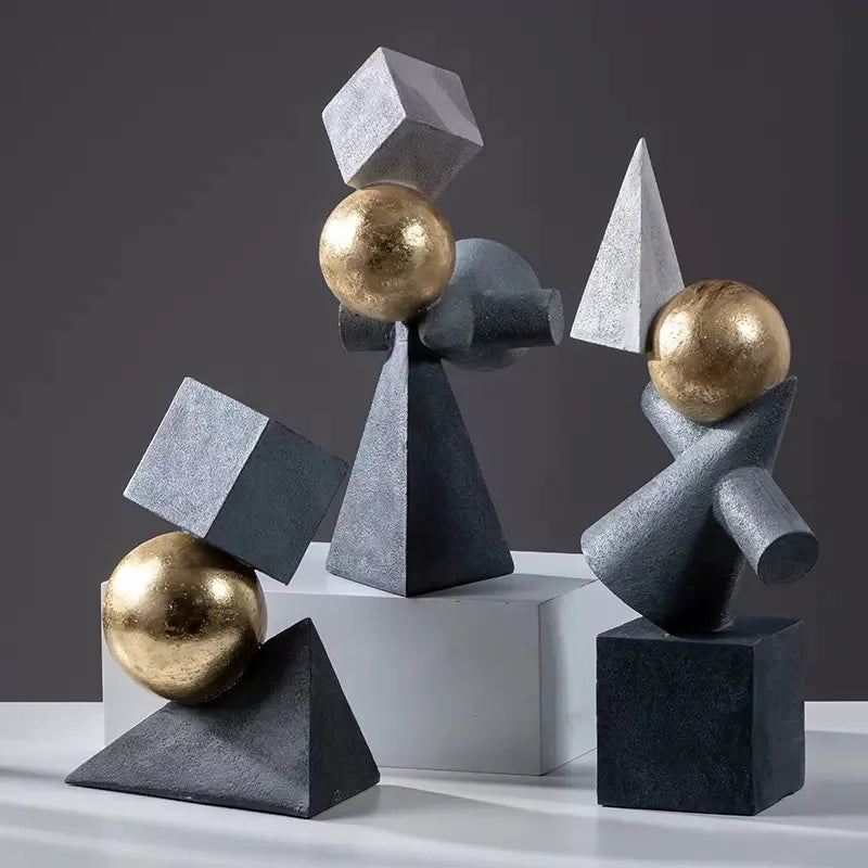DecorBites™ منحوتة كروية ذهبية هندسية تجريدية، تماثيل مثلثة لديكور المنزل