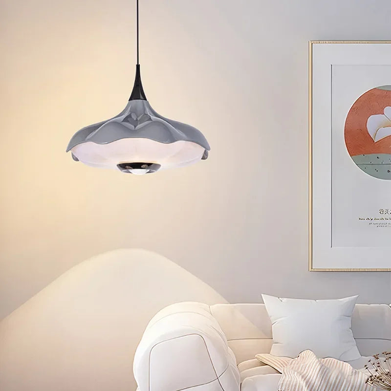 ثريات DecorBites™ LED - إضاءة معلقة بتصميم عصري لديكور المنزل