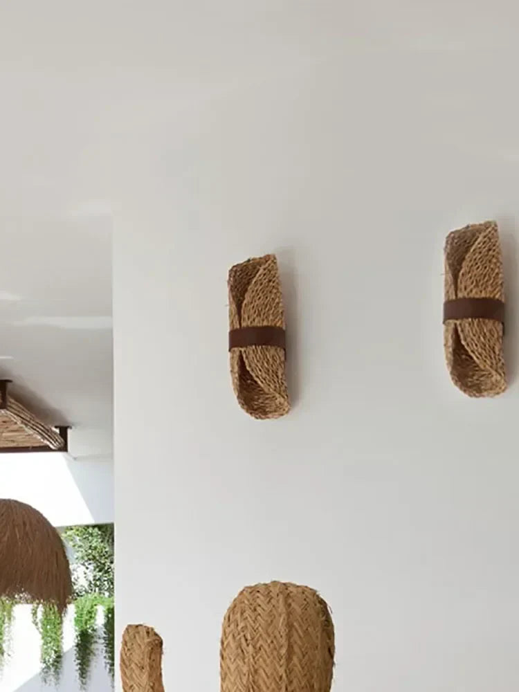 شمعدان حائط راتان من DecorBites™ بتصميم ياباني وabi-Sabi لديكور المنزل